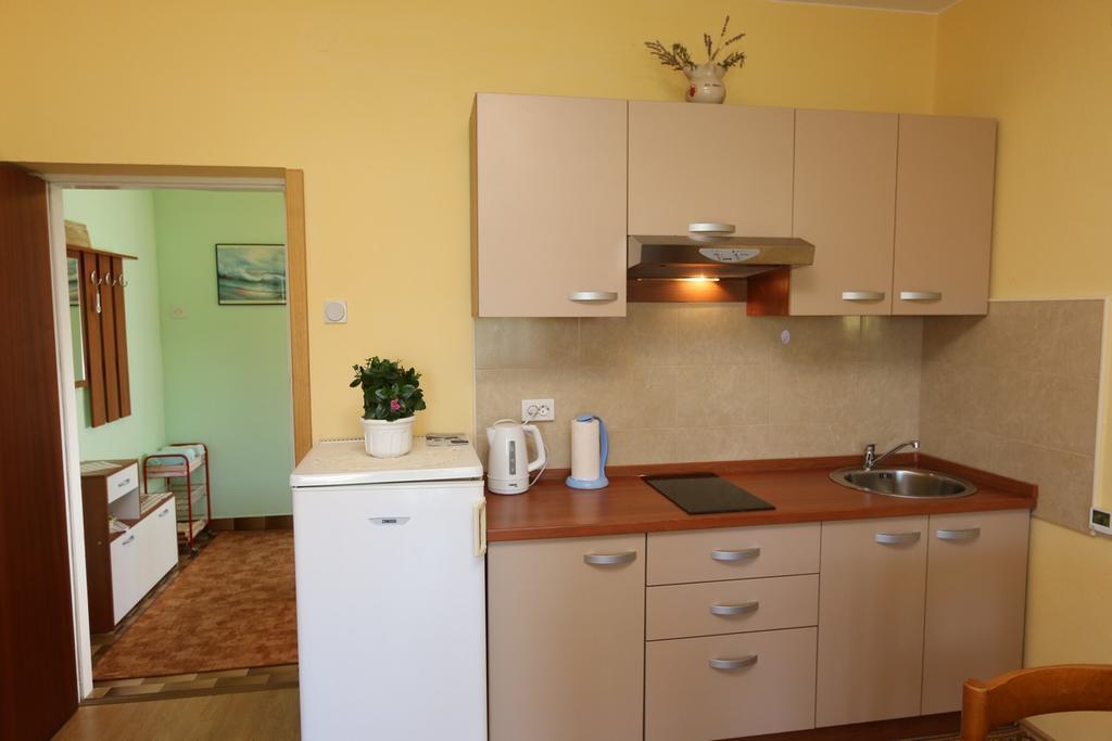 Apartment Mihajic M Klimno Εξωτερικό φωτογραφία