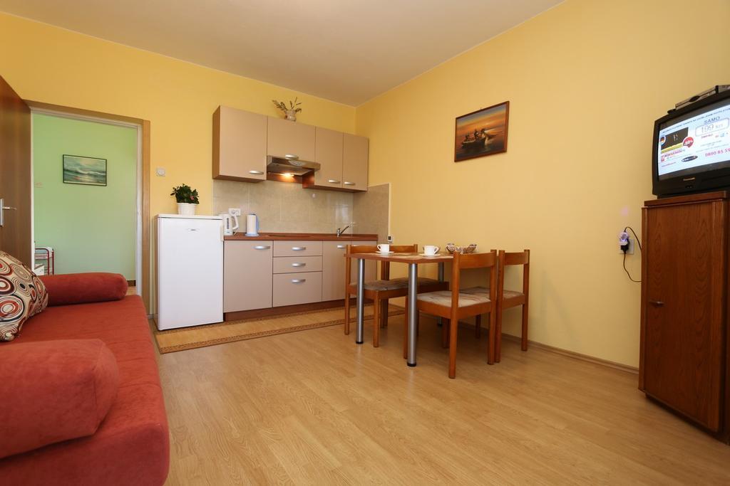 Apartment Mihajic M Klimno Εξωτερικό φωτογραφία